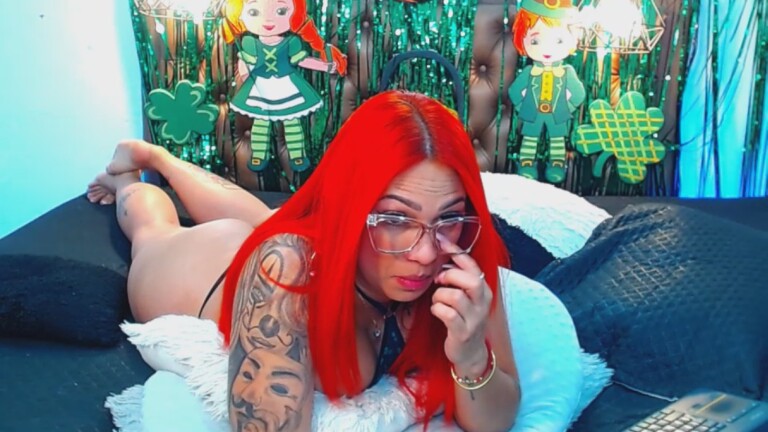 AngelicaRed021's Streamate show and profile