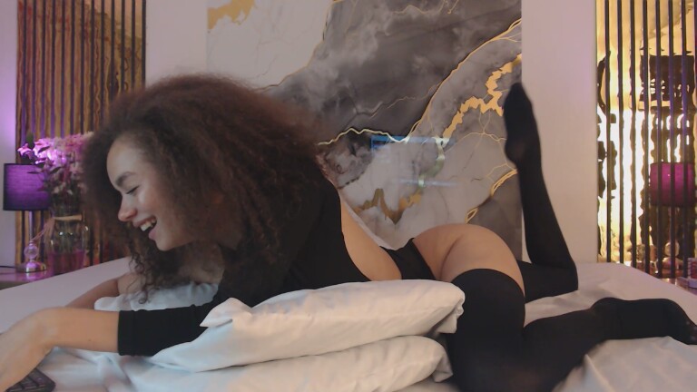 MiticaBrenner's Streamate show and profile