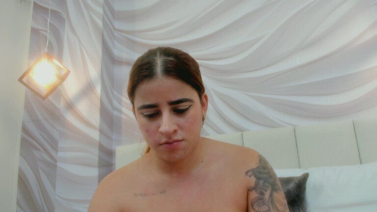 Martina_conor's Streamate show and profile