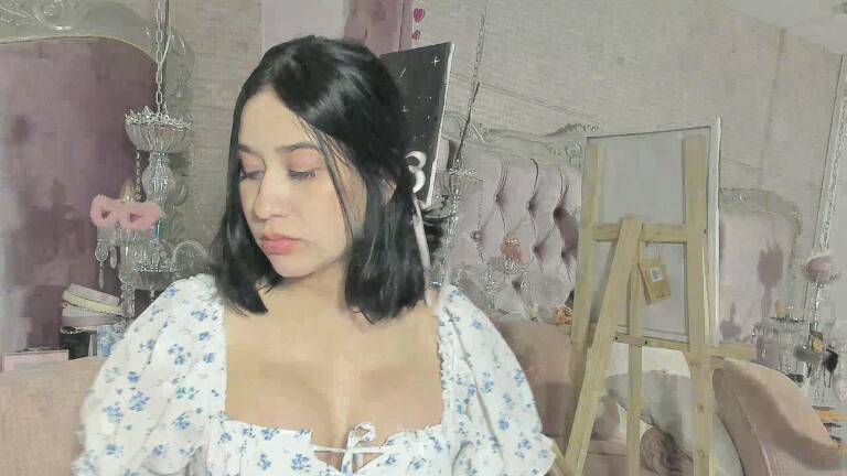 AlejandraLee's Streamate show and profile