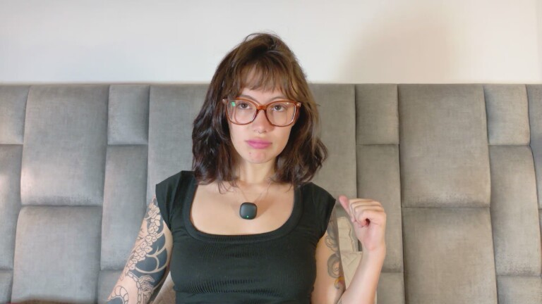 Isabella_Stewart's Streamate show and profile