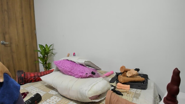 Sweet_X's Streamate show and profile