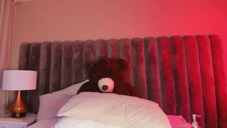 AuraRosse's Streamate show and profile