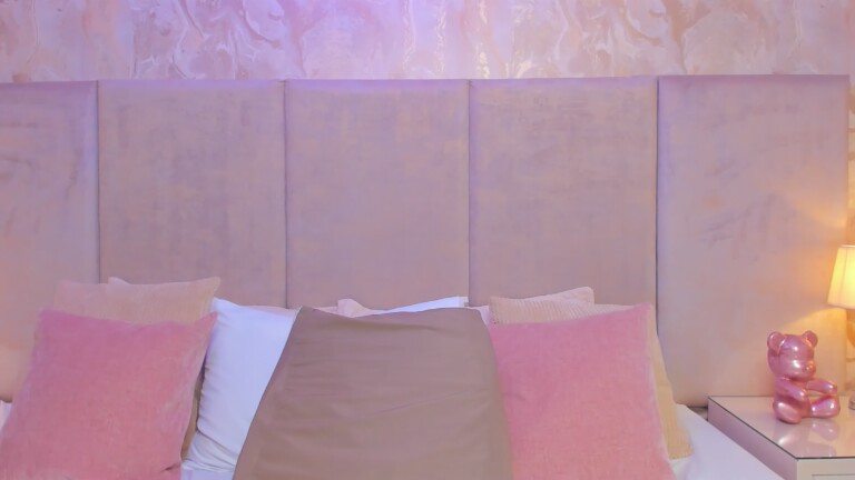 VenusMillan's Streamate show and profile