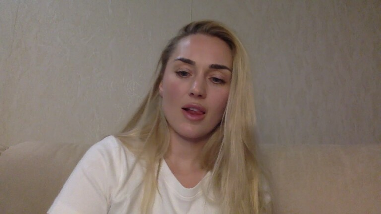 Tina_a's Streamate show and profile