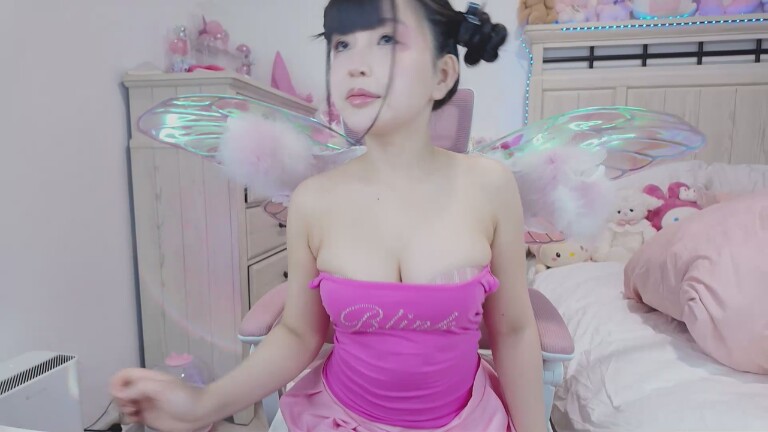 GummieSweetie's Streamate show and profile