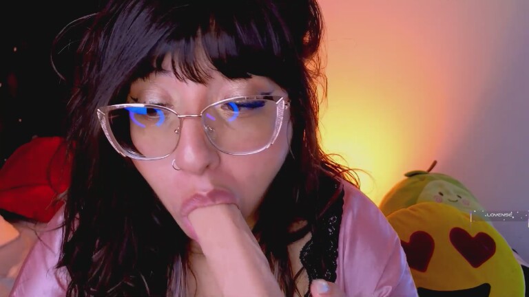 piaf_cute's Streamate show and profile