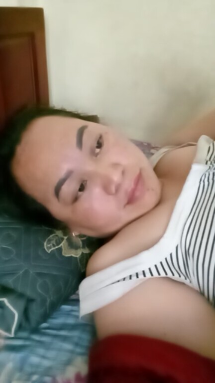 May_Happygirl's Streamate show and profile