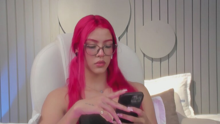 KristensClark's Streamate show and profile