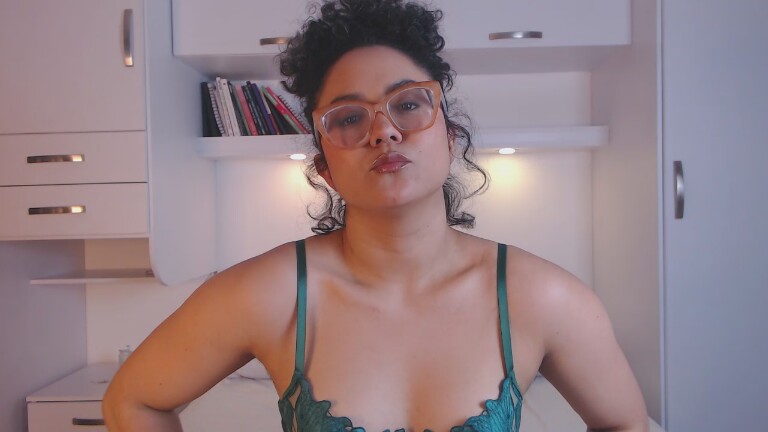 MartinaRuis's Streamate show and profile