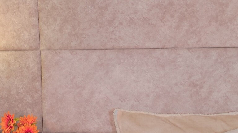 ArianaSole's Streamate show and profile