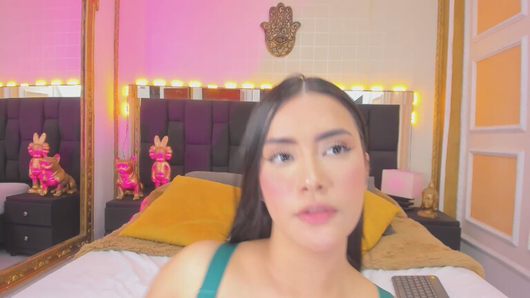 VioletGomez's Streamate show and profile