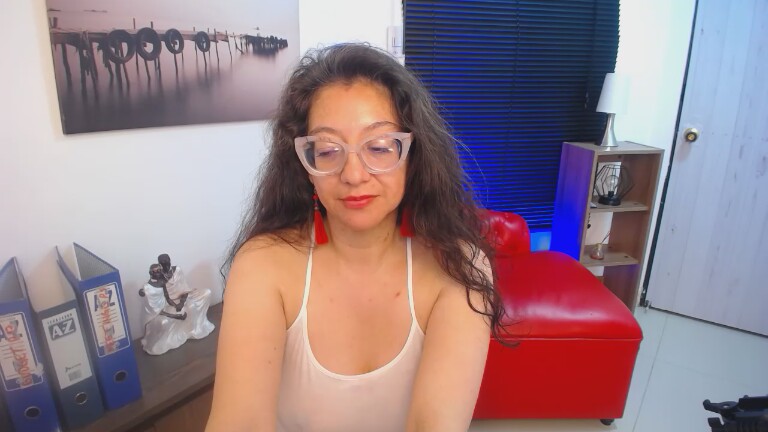 MIlfsslly's Streamate show and profile