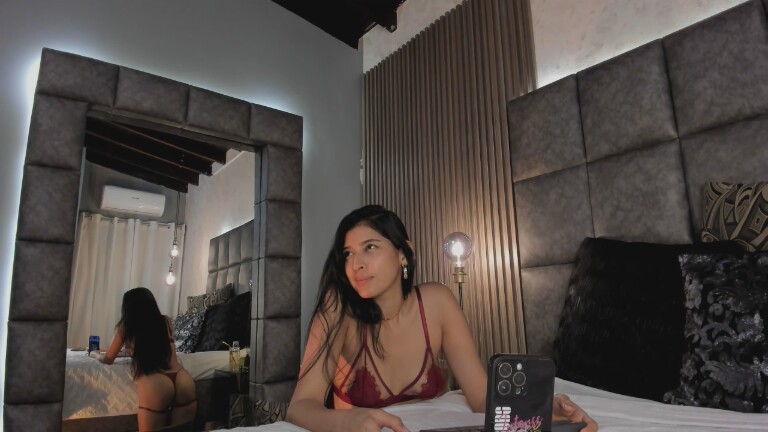 BrigitteVonss's Streamate show and profile