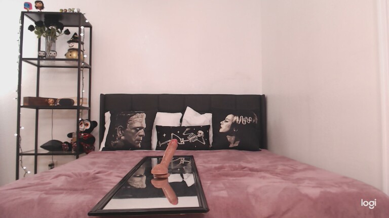 JADELOVE70's Streamate show and profile