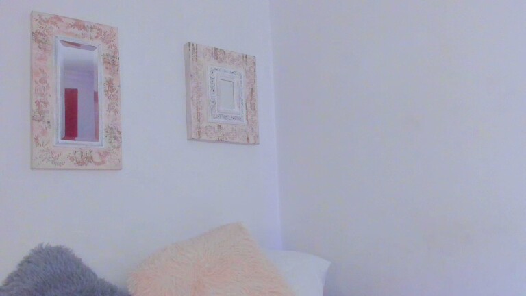 AriahDoll's Streamate show and profile