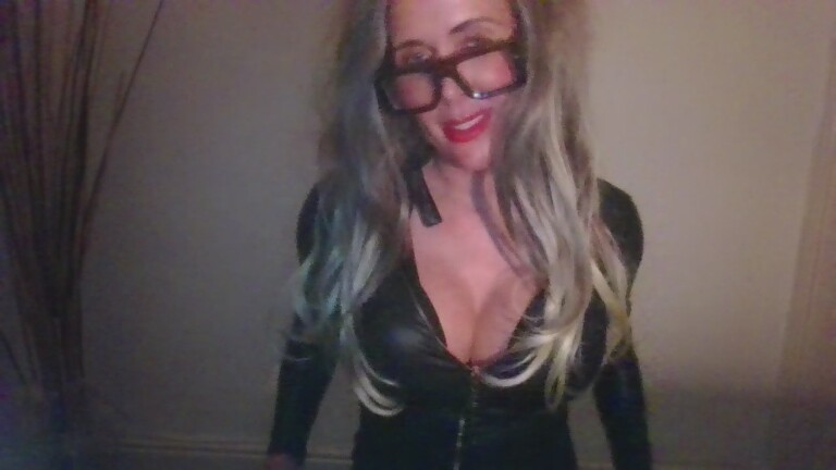 DrLucyYOU's Streamate show and profile