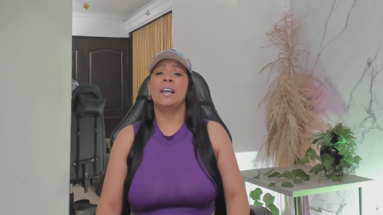 ViolettaThonsomS's Streamate show and profile