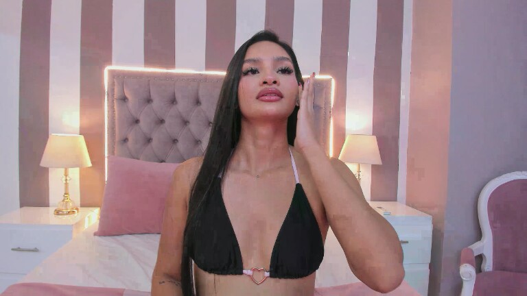 AuraClark's Streamate show and profile