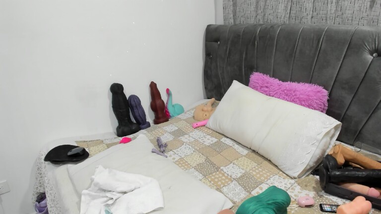 Sweet_X's Streamate show and profile