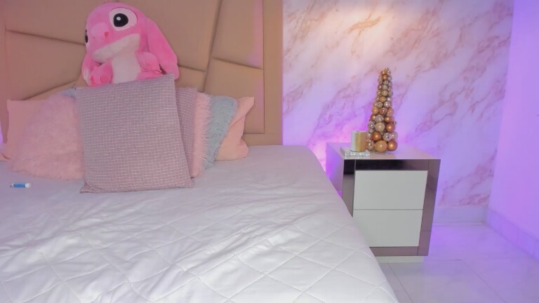 Hollywood1XO's Streamate show and profile