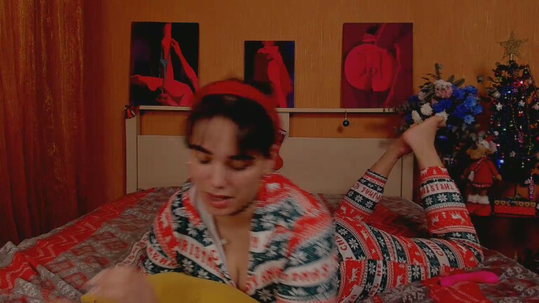 GlamNova's Streamate show and profile