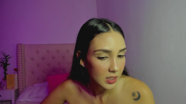 SoyLili's Streamate show and profile