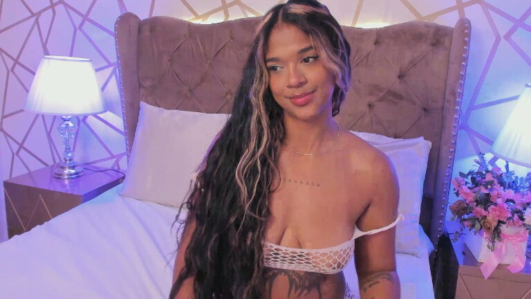 SaschaFit's Streamate show and profile