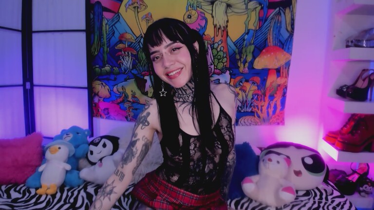 MeowDaryi's Streamate show and profile