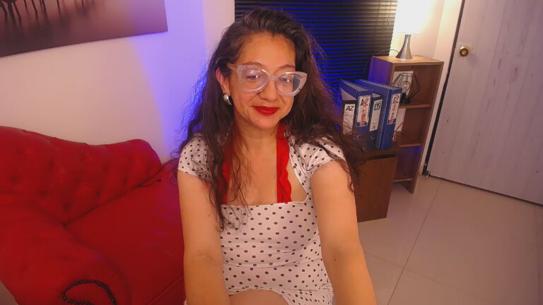 MIlfsslly's Streamate show and profile