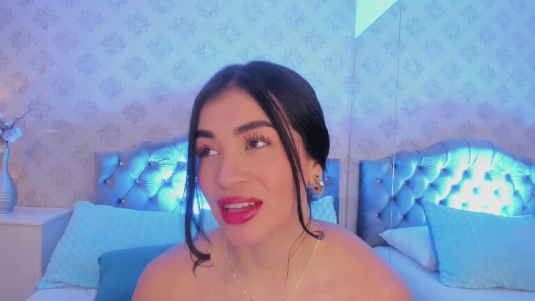 MayaWiills's Streamate show and profile