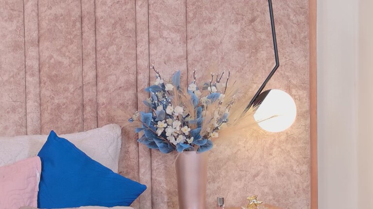 IsaRose's Streamate show and profile