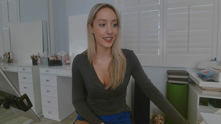 daynaknight702's Streamate show and profile