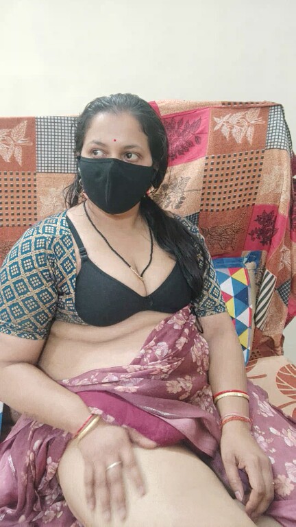 Shivani_bhabhi_sexy's Streamate show and profile