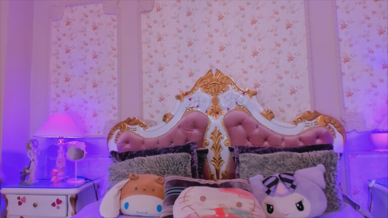 JuneEvanss's Streamate show and profile