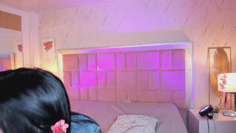 NyraVanee's Streamate show and profile