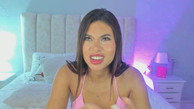 GABRIELAROSI's Streamate show and profile