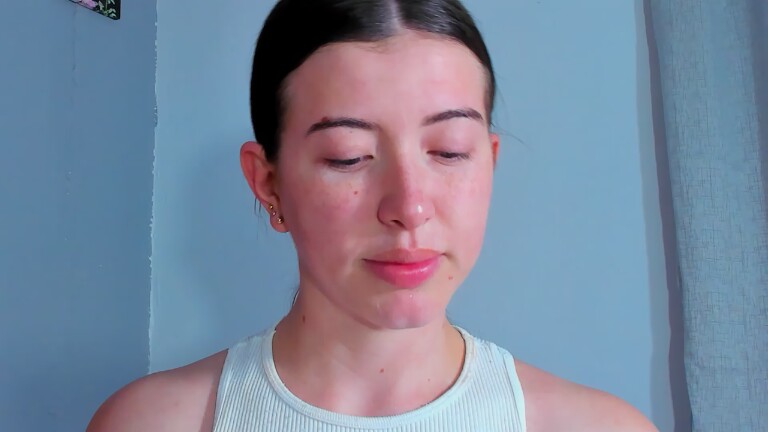 SophyCollin's Streamate show and profile