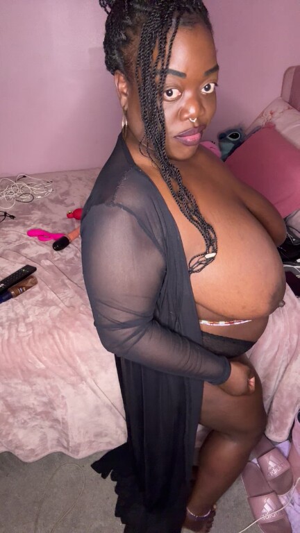 TinkerBRAT's Streamate show and profile