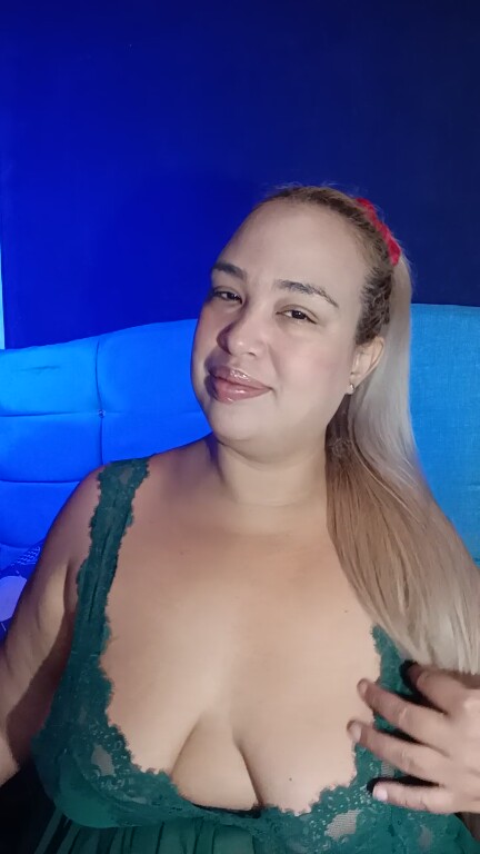 Anna_Love69's Streamate show and profile