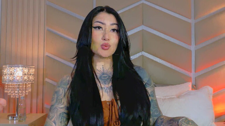 EllieKlark's Streamate show and profile