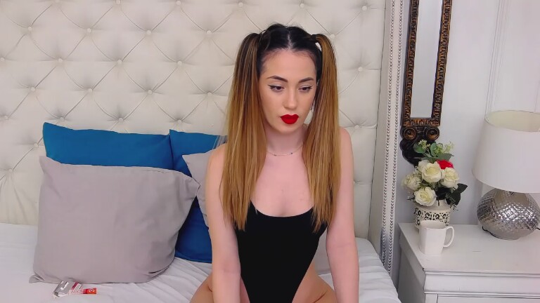 TinaClaire's Streamate show and profile