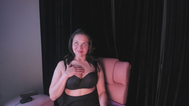 Miila_Toro's Streamate show and profile