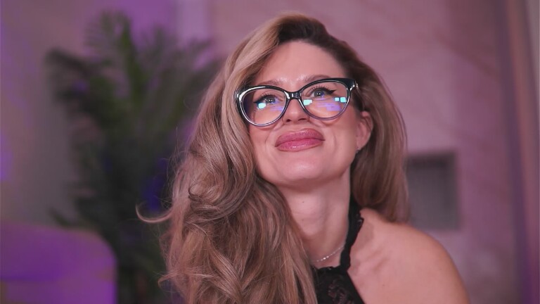 AvaMaddisson's Streamate show and profile