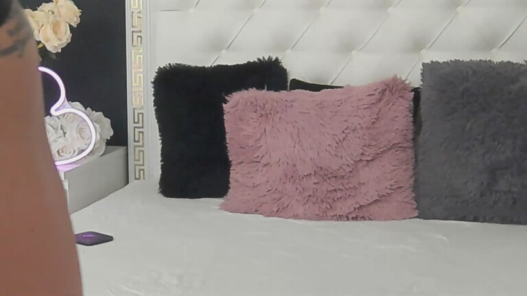 SandraBlakee's Streamate show and profile