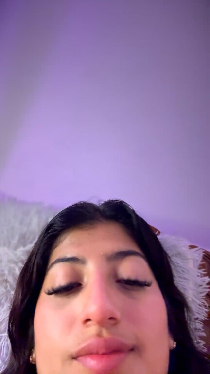 ValeSandoval's Streamate show and profile