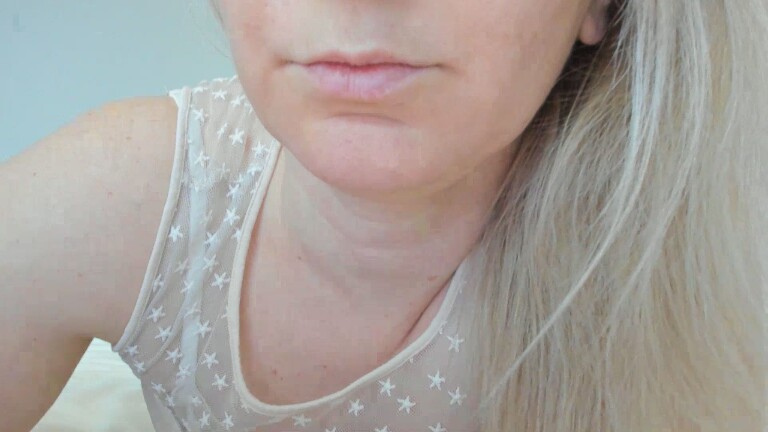 XxSweety_GirlxX's Streamate show and profile