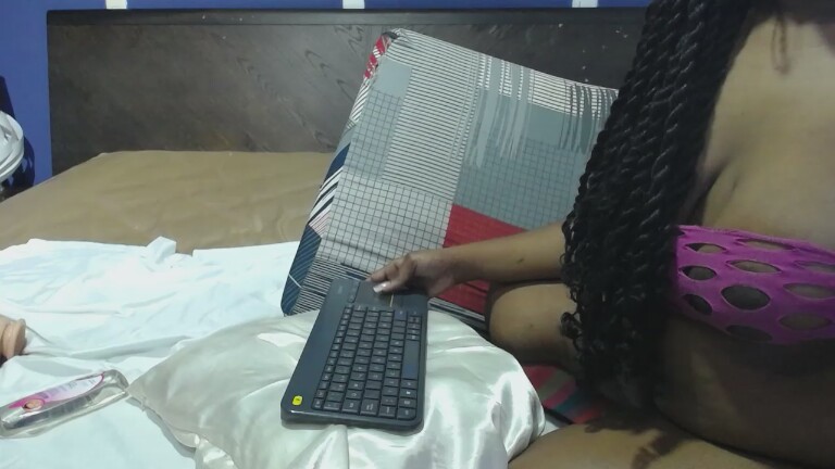 ZoeQueens's Streamate show and profile