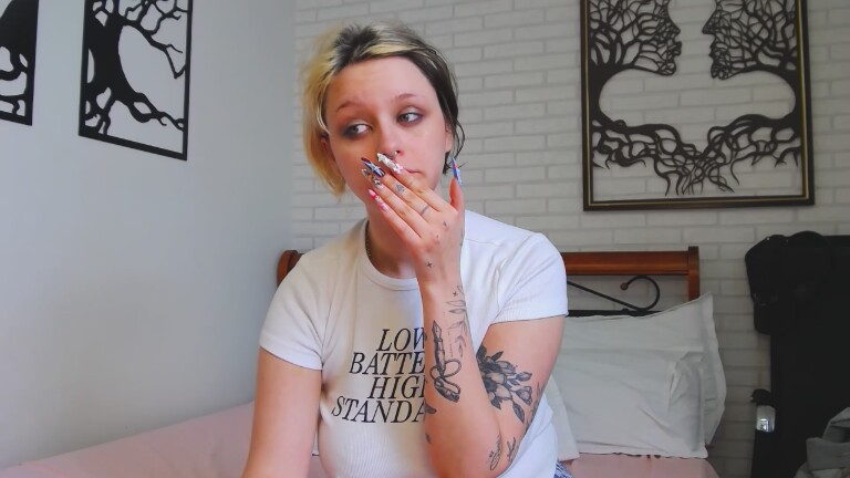 HALSEYx's Streamate show and profile