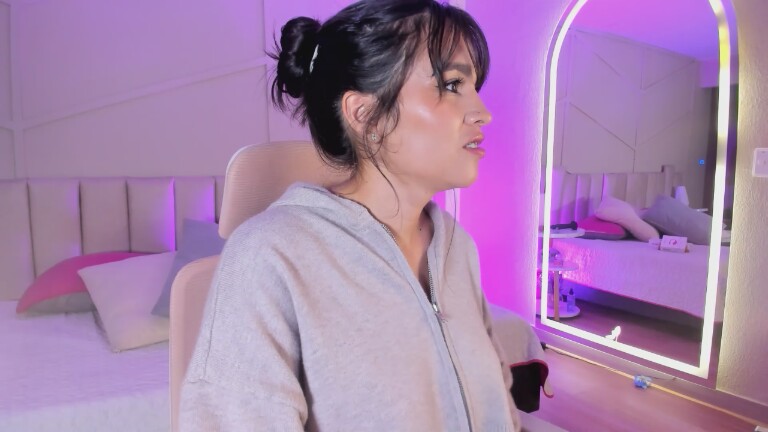 Eimmybm's Streamate show and profile